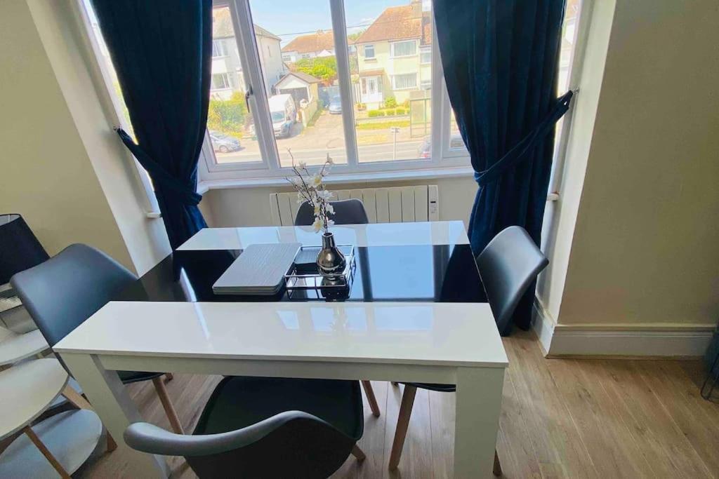Family Marine Apartment With Sea View Dawlish Ngoại thất bức ảnh