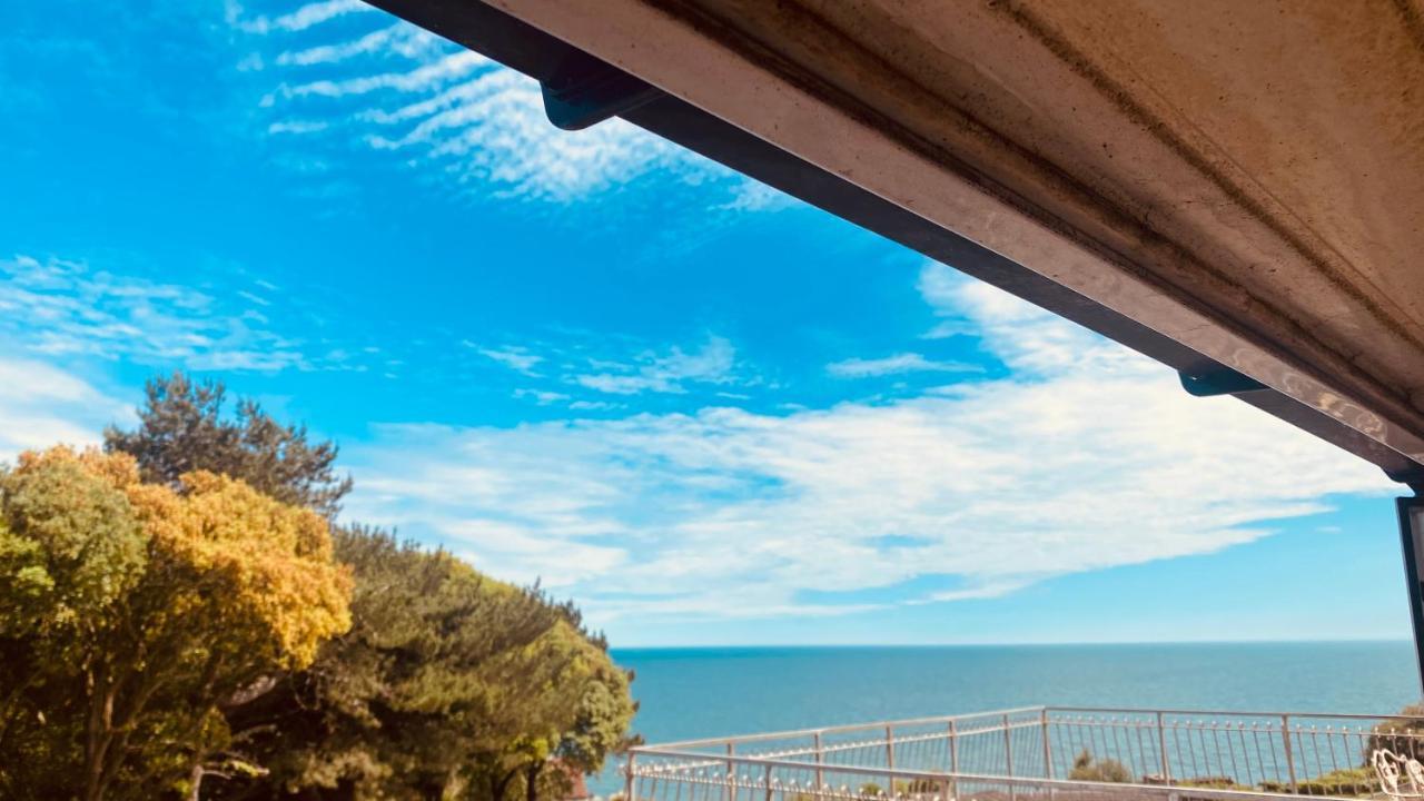 Family Marine Apartment With Sea View Dawlish Ngoại thất bức ảnh